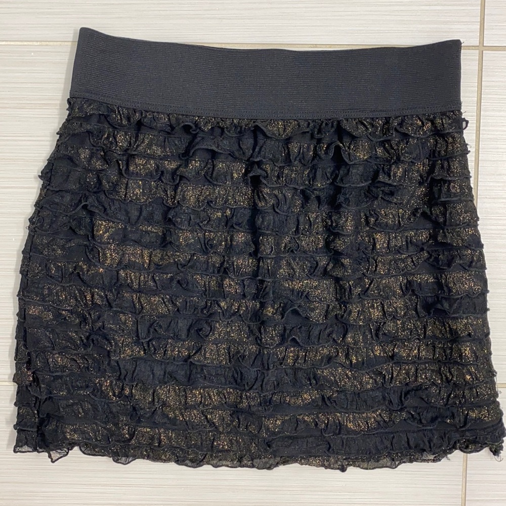 Black/gold skirt